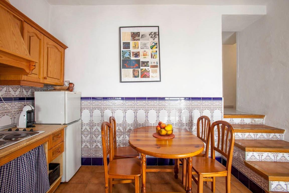 La Casa De Alicia Villa ซาโลเบรญา ภายนอก รูปภาพ